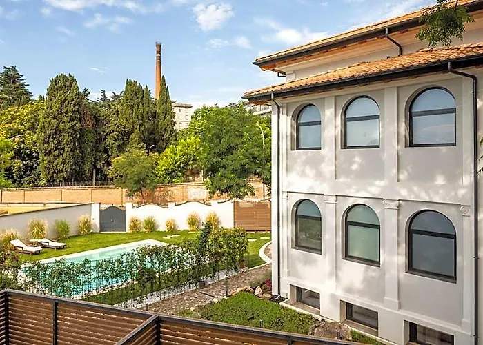 Livia Valeria Palace 4*
