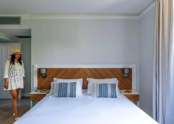 Livia Valeria Palace Aparthotel Rome