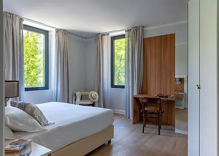 Livia Valeria Palace 4*